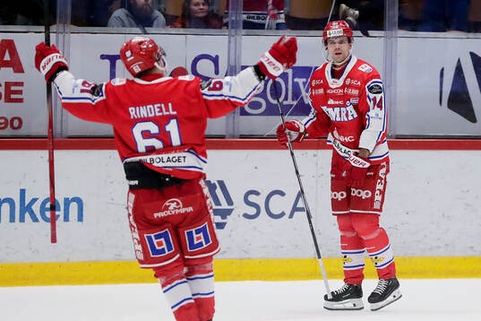 Timrås Emil Pettersson jublar