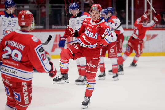 Timrås Anton Lander jublar