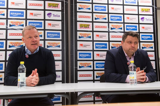 Luleås assisterande tränare Henrik Stridh och MoDos