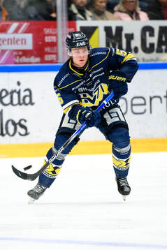 HV71s Victor Sjöholm