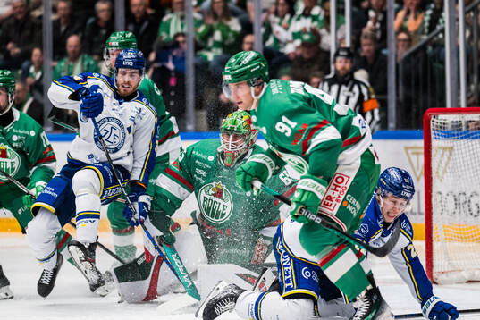 Leksands Peter Cehlarik och Lukas Vejdemo framför Rögles