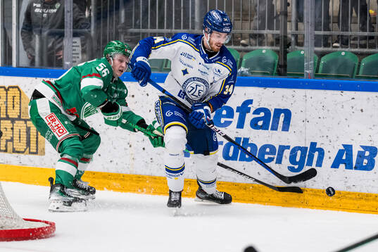 Rögles Adam Engström  och Leksands Peter Cehlarik