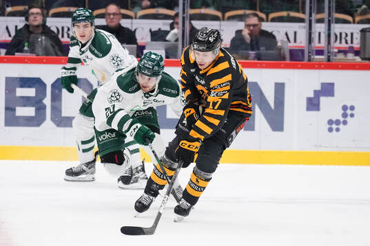 Färjestads Marcus Westfält och Skellefteås Pär Lindholm