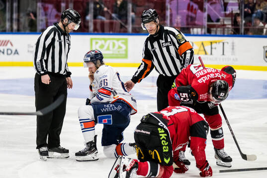 Växjös Joachim Blichfeld och Malmö Redhawks Christoffer