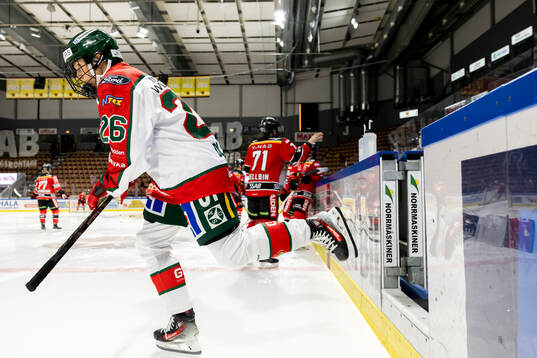 Frölundas Hanna Olsson kliver in på isen