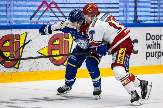 Leksands Patrik Norén och MoDos Kyle Topping