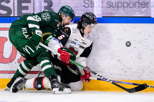 Färjestads Linus Johansson och Malmö Redhawks Dominik