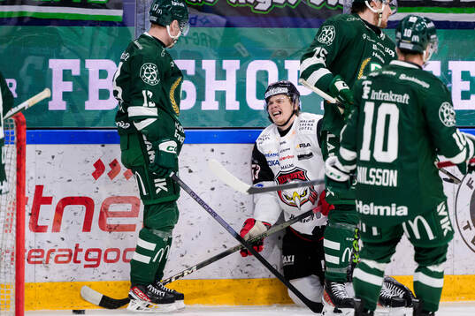 Färjestads Joel Kellman och Malmö Redhawks Albert Sjöberg