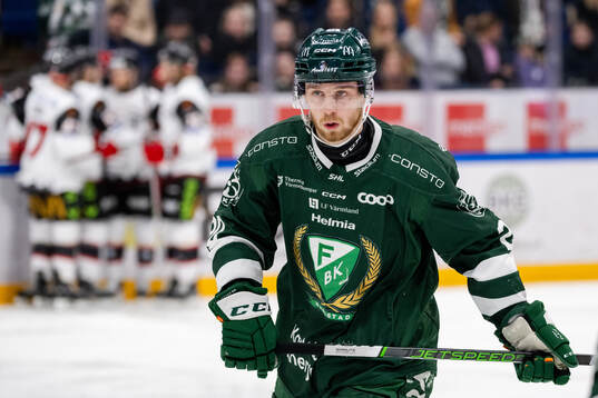 Färjestads Marcus Westfält deppar