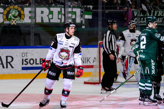 Malmö Redhawks Matias Lassen deppar