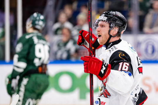 Malmö Redhawks Matias Lassen jublar