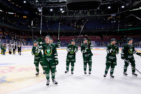Färjestads spelare jublar