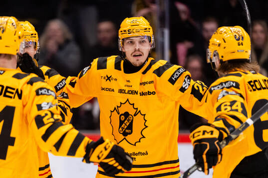 Skellefteås Jonathan Johnson jublar