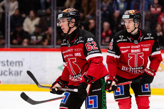 Örebros Robert Leino och Filip Berglund deppar