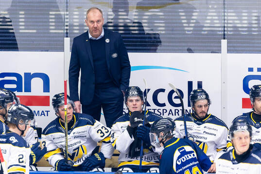HV71s tränare Johan Lindbom