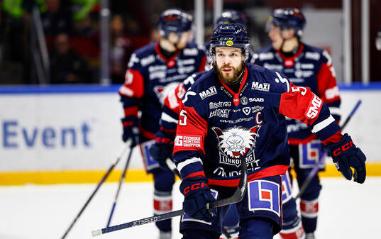 Linköpings Oscar Fantenberg jublar
