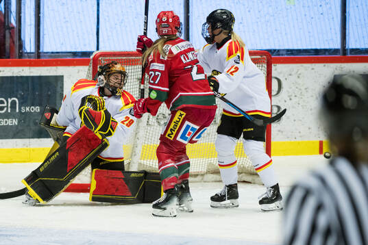 Brynäs målvakt Klara Peslarova
