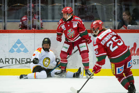Modos Eve Savander och Brynäs Jenniina Nylund