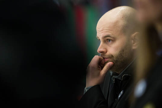 Brynäs tränare Filip Eriksson