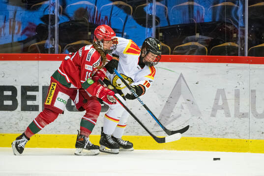 Modos Lauren Bellefontaine och Brynäs Julia Östlund