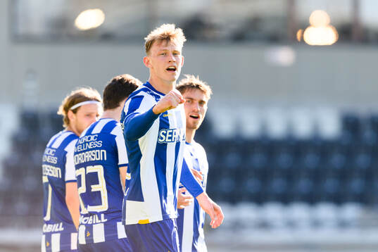 IFK Göteborgs Laurs Skjellerup jublar