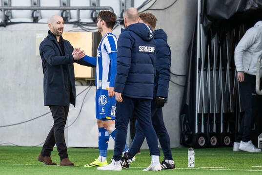 Östers tränare Martin Foyston och IFK Göteborgs Anders