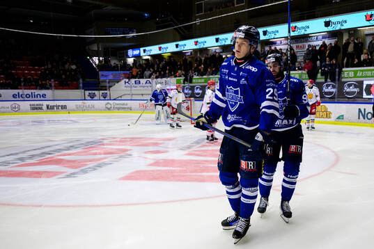 Karlskogas Albin Eriksson och Rikard Olsén deppar