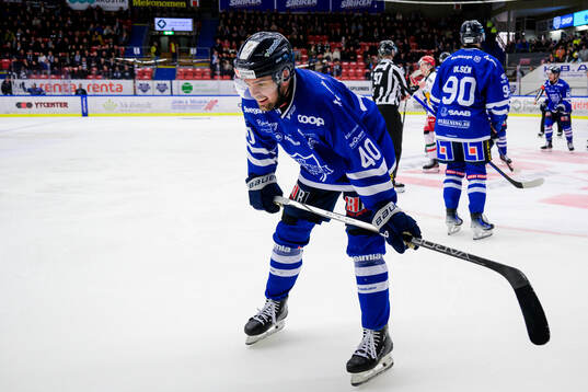 Karlskogas Kalle Jellvert deppar