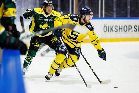 Bläddra bland fler bilder av Ishockey, Hockeyallsvenskan, Östersund - Södertälje