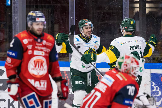 Björklövens Maxime Fortier jublar