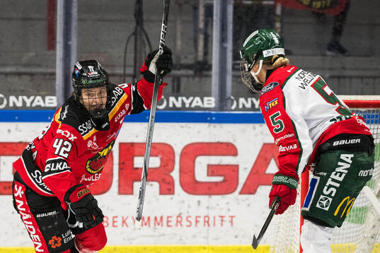Luleås Viivi Vainikka jublar