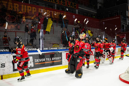 Luleås målvakt Sara Grahn jublar