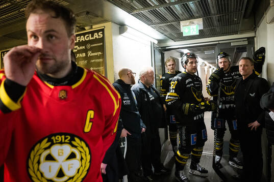 Brynäs Johan Larsson och Västerås Konstantin Komarek