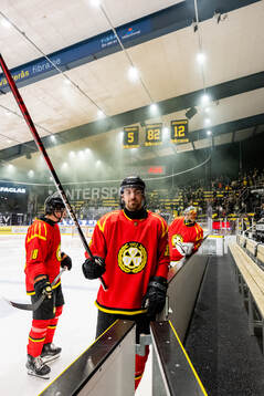 Brynäs Jack Kopacka lämnar isen