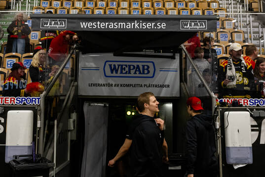 Brynäs Linus Ölund jublar