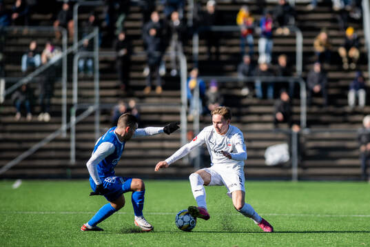 Helsingborgs Simon Bengtsson och Oddevolds Oscar Iglicar