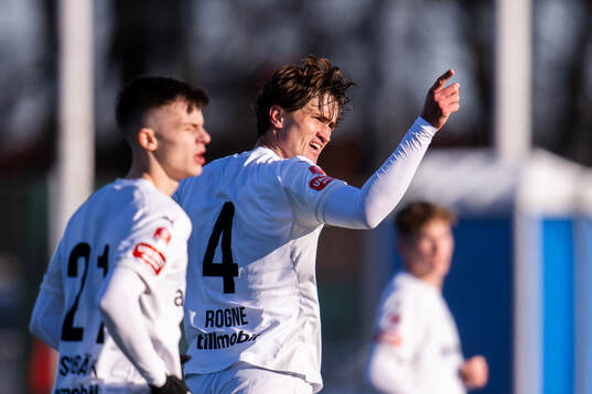 Helsingborgs Thomas Pauck Rogne jublar