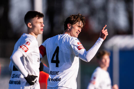Helsingborgs Thomas Pauck Rogne jublar
