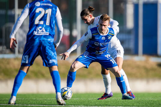 Helsingborgs Ervin Gigovic och Oddevolds Noa Bernhardtz