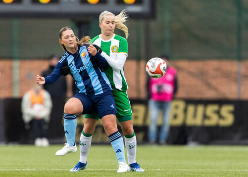 Djurgårdens Olivia Ländin Sjöblom och Hammarbys Eva