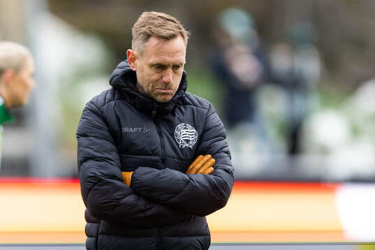 Hammarbys tränare Martin Sjögren innan fotbollsmatchen i