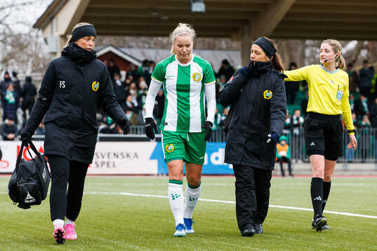 Hammarbys Eva Nyström får vård