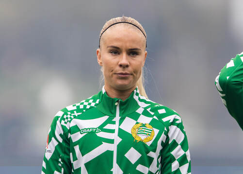 Hammarbys Stina Lennartsson innan fotbollsmatchen i Svenska