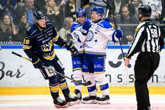 HV71s Tommi Tikka deppar och Leksands Justin Glenn Kloos