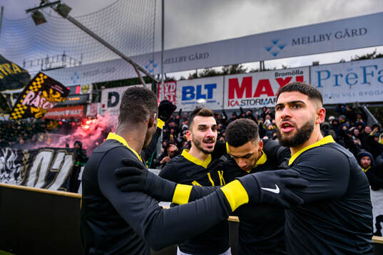 Bläddra bland fler bilder av Fotboll, Svenska Cupen, Kvartsfinal, Mjällby - AIK