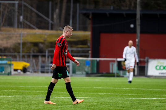 Brommapojkarnas Eric Björkander deppar