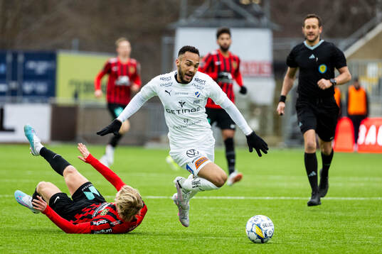 Halmstads Vinicius Nogueira De Oliveira och Brommapojkarnas