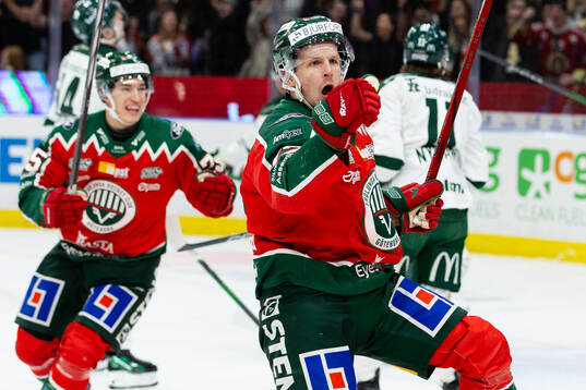 Frölundas Max Friberg jublar
