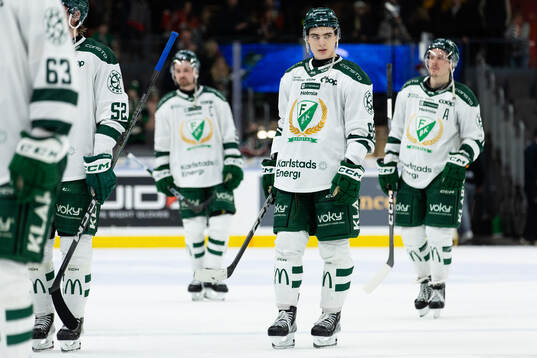 Färjestads Liam Öhgren deppar