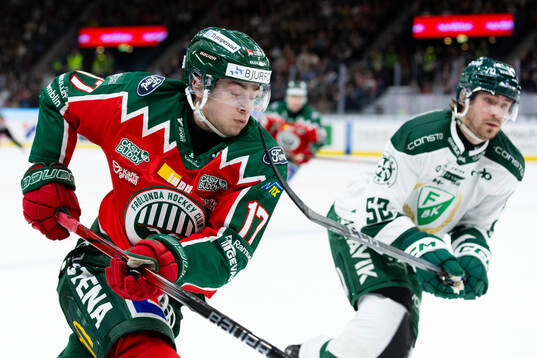 Frölundas Isac Born och Färjestads August Tornberg